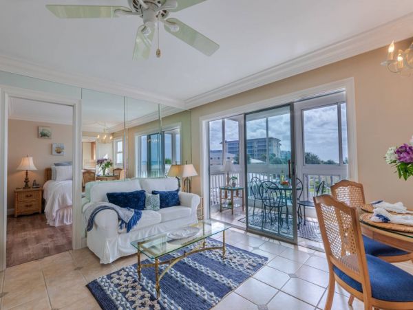 Venice Condo 1017400