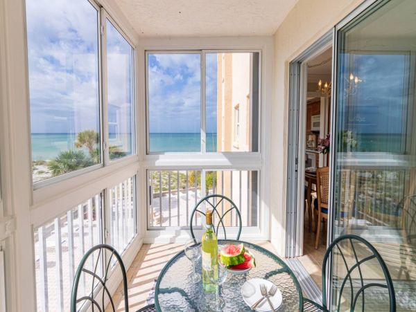 Venice Condo 1017400
