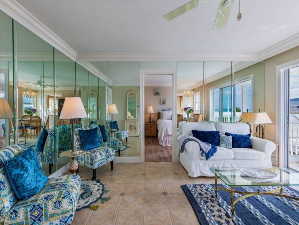 Venice Condo 1017400
