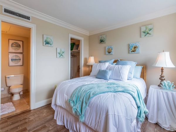 Venice Condo 1017400