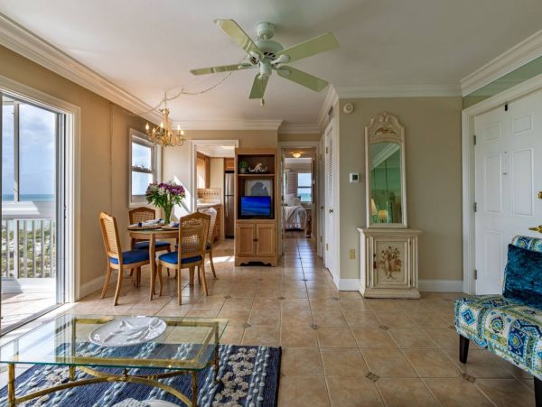 Venice Condo 1017400