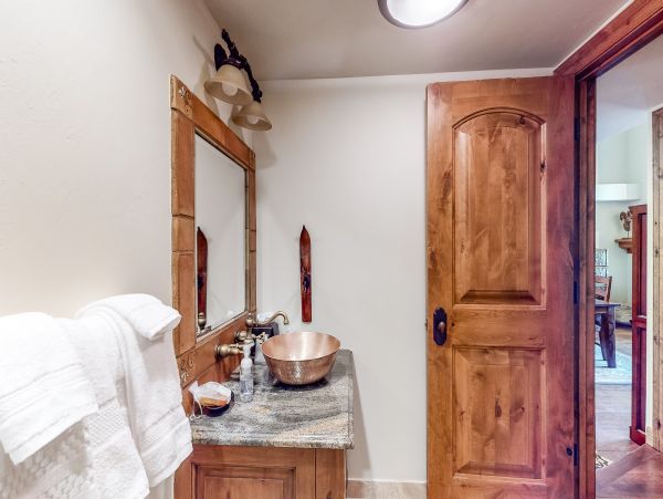 Beaver Creek Bachelor Gulch Home 1017409