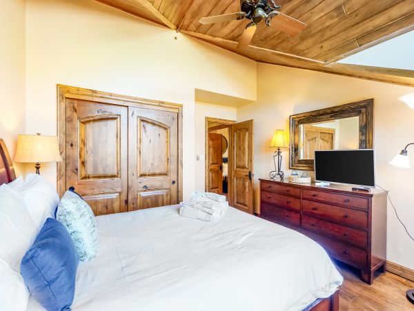 Beaver Creek Bachelor Gulch Home 1017409