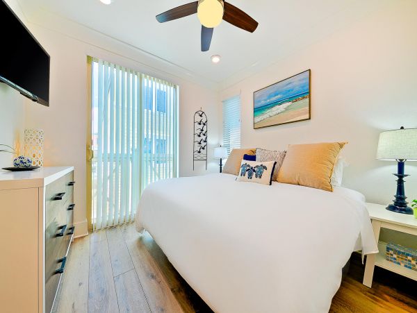 Mission Beach Vacation Home Three Bedroom