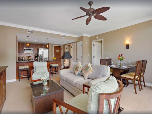 A Stunning Six  Bedroom Vacation Getaway - Sleeps 18 Guests