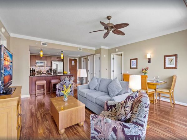 A Stunning Six  Bedroom Vacation Getaway - Sleeps 18 Guests