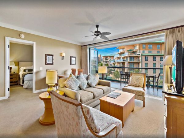 A Stunning Six  Bedroom Vacation Getaway - Sleeps 18 Guests