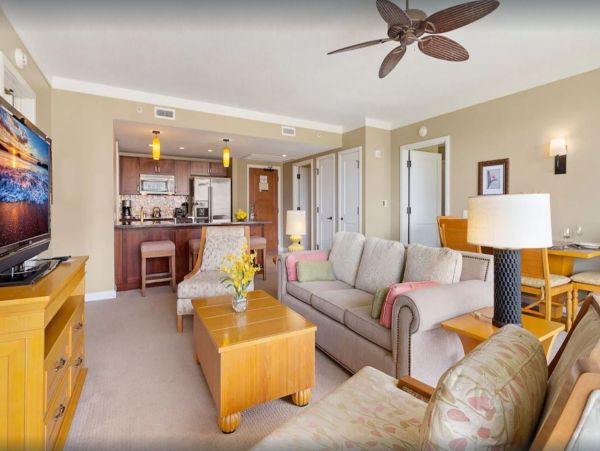 A Stunning Six  Bedroom Vacation Getaway - Sleeps 18 Guests