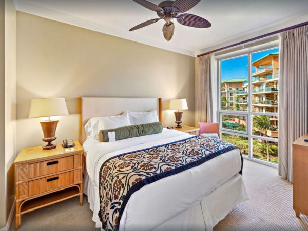 A Stunning Six  Bedroom Vacation Getaway - Sleeps 18 Guests