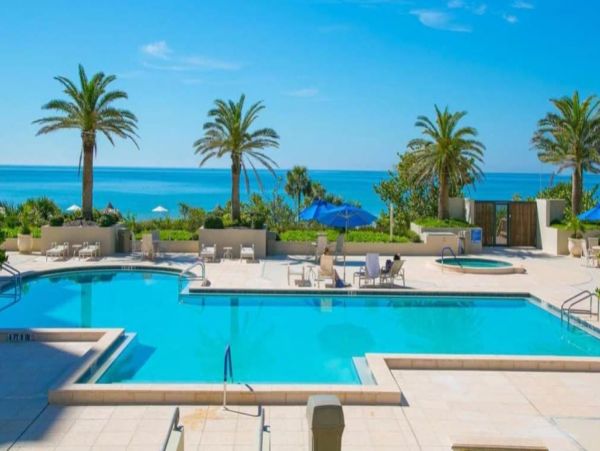 Longboat Key Vacation Rentals - Florida Beachfront Condo with Resort Amenities