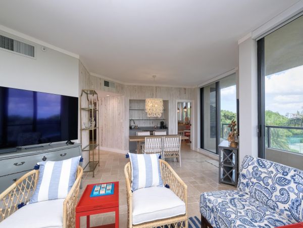 Longboat Key Vacation Rentals - Florida Beachfront Condo with Resort Amenities