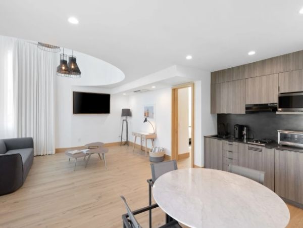 Malibu Condo 1017466