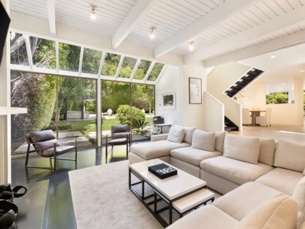 Los Angeles Home 1017472