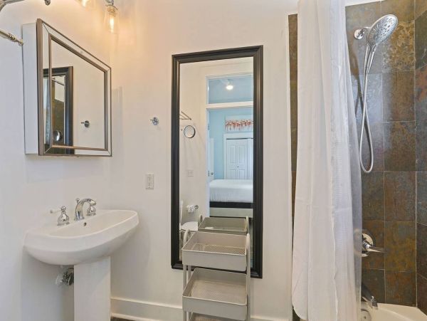 Relaxed Luxury in the Heart of Destin - 4 Bedroom Beach Retreat with Private Pool