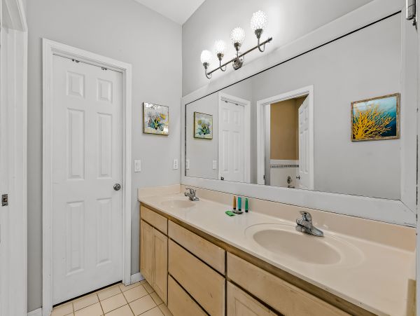 Destin Home 1017572