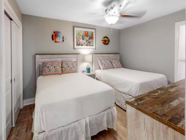 Oceanfront Bliss: Spacious 4-Bedroom Condo with 2 Balconies