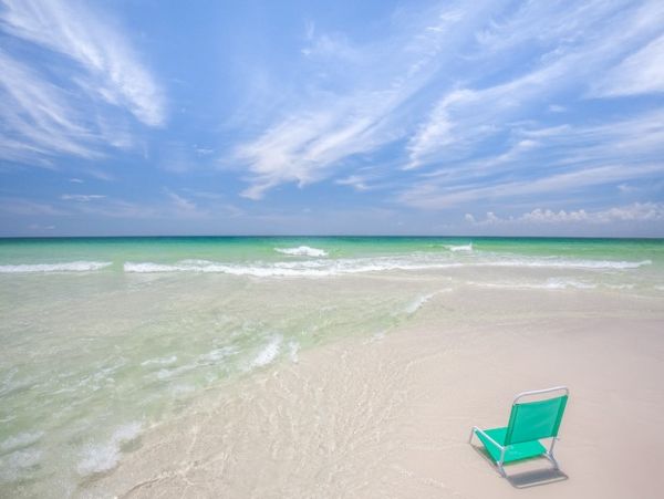 Oceanfront Luxury Vacation Condo with Amazing Views Sleeps 6