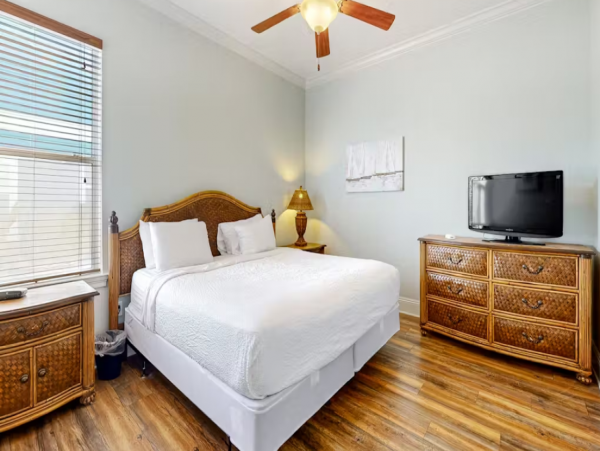 Gated Community Destin Vacation Rental: Pool, Balconies & More