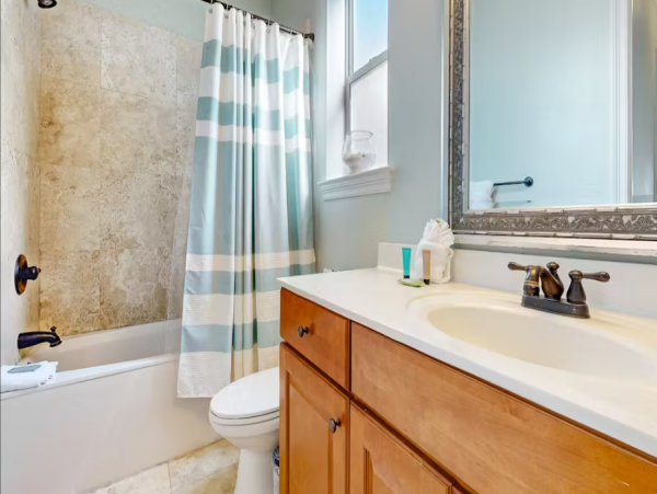 Gated Community Destin Vacation Rental: Pool, Balconies & More