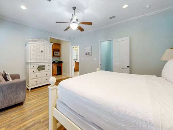 Gated Community Destin Vacation Rental: Pool, Balconies & More