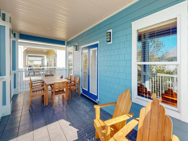 Gated Community Destin Vacation Rental: Pool, Balconies & More