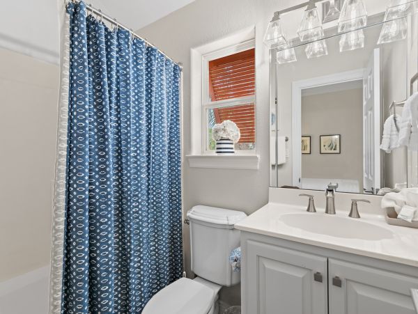 Destin Luxury 5 Bedroom Home Short Walk to Beach