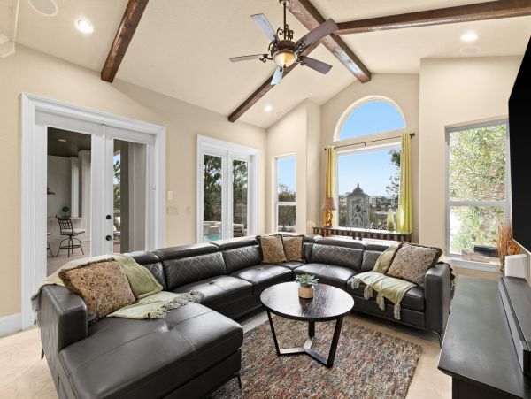 Destin Gorgeous 5 Bedroom Vacation Rental Lake Views