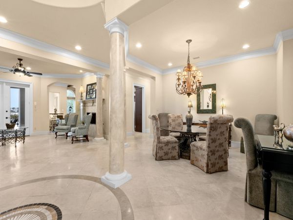 Destin Gorgeous 5 Bedroom Vacation Rental Lake Views