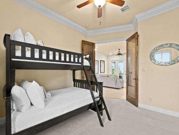 Destin Gorgeous 5 Bedroom Vacation Rental Lake Views