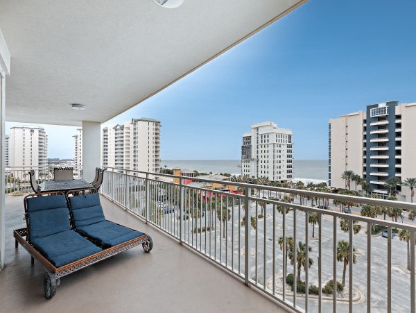 Destin Condo with 3 Bedroom