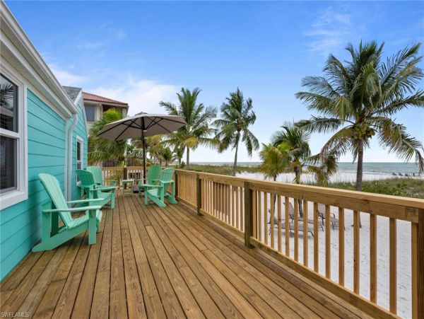 Fort Myers Beach 6 Bedrooms Vacation Home Sleeps 14 Guests