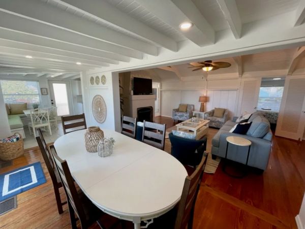 Fort Myers Beach 6 Bedrooms Vacation Home Sleeps 14 Guests