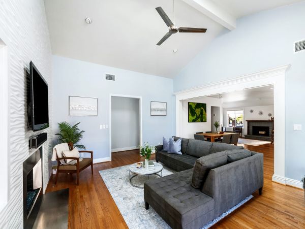 Los Angeles Home 1017671
