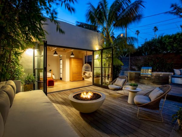 Los Angeles Home 1017673