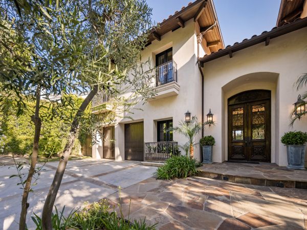 Beverly Hills Luxury Vacation Pool Villa Six Bedrooms