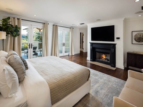 Beverly Hills Luxury Vacation Pool Villa Six Bedrooms