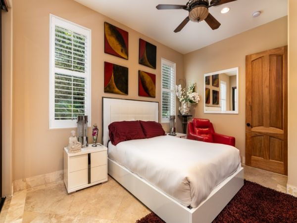 Luxury Seven Bedroom Home Pool & Spa Ocean View