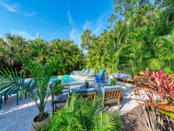 Charming Anna Maria Island Retreat with Pool - Just 3 Blocks from the Beach