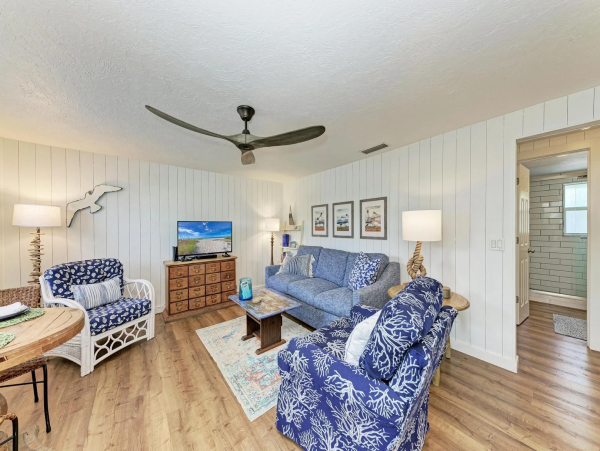 Charming Anna Maria Island Retreat with Pool - Just 3 Blocks from the Beach