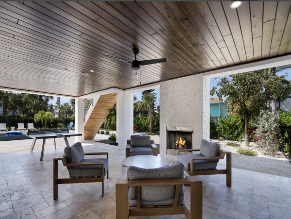 Luxury rental home one block to beach