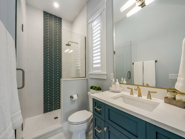 Luxury rental home one block to beach
