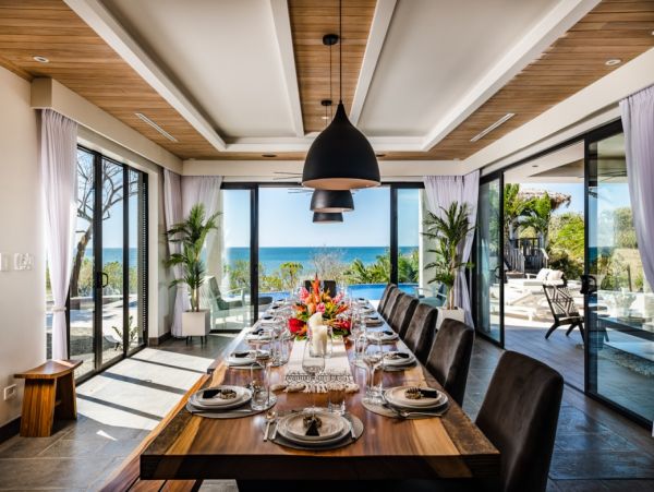 Amazing Beachfront State in Langosta Beach