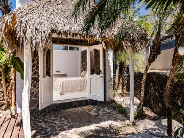 Amazing Beachfront State in Langosta Beach