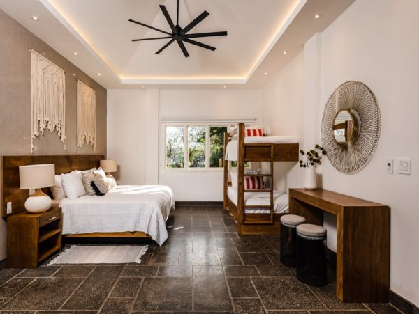 Amazing Beachfront State in Langosta Beach