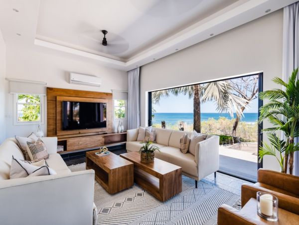 Amazing Beachfront State in Langosta Beach