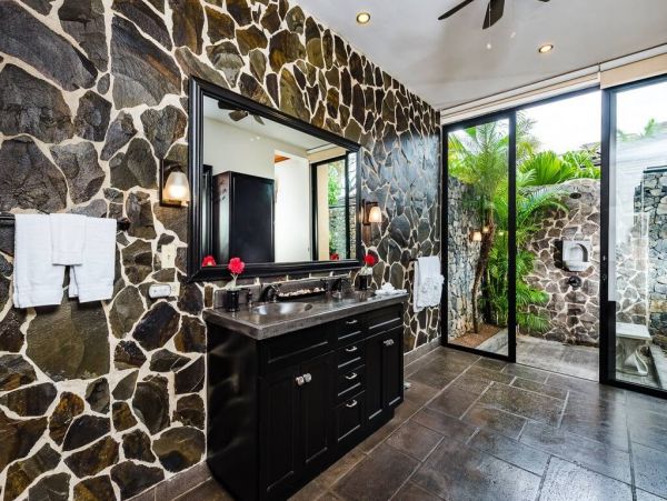 Luxury Beachfront 4 Bedroom Villa in Tamarindo
