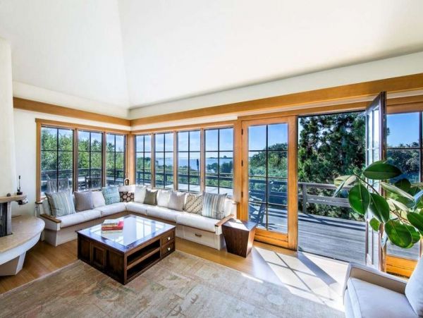Hamptons Home 1017754