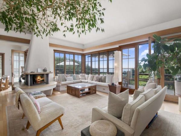 Hamptons Home 1017754