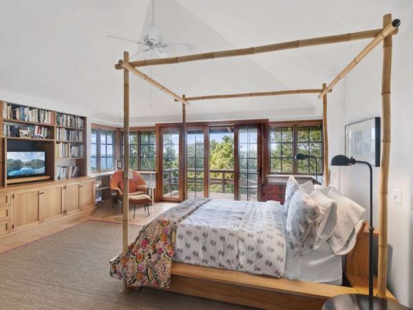 Hamptons Home 1017754