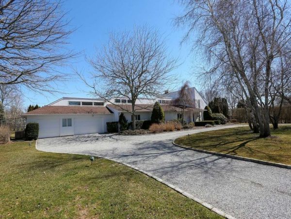 Hamptons Home 1017755